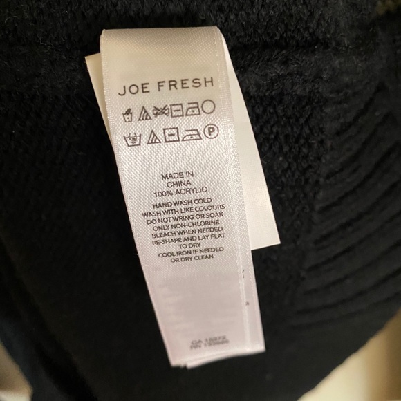 NWOT JOE FRESH Knit Heart Sweater🤍 - Picture 4 of 9